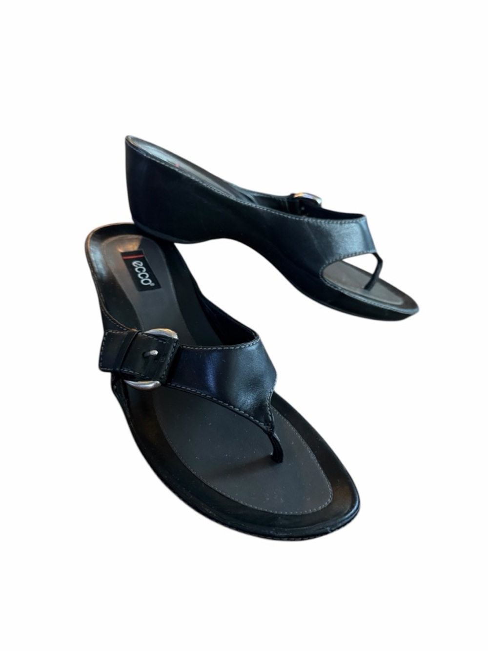 Ecco•Black Leather Wedge Thong Sandals with Buckle